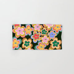 70s Evil Eye Flower Pattern in dark green Bath Towel