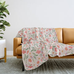 A breath of fresh air - A seamless floral pattern in pinks and reds Throw Blanket