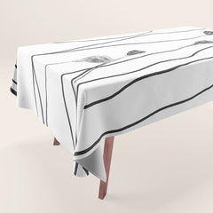 A group of poppy heads Tablecloth