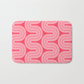 70s Throwback Wavy Stripes Pattern Bath Mat