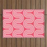 70s Throwback Wavy Stripes Pattern Outdoor Rug