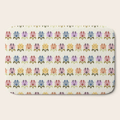 70s Retro Florals Pattern with Linen Texture Bath Mat