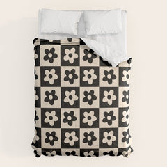 90s flowers checkers cream and black Comforter