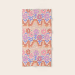 70s Retro Floral vibe Bath Towel