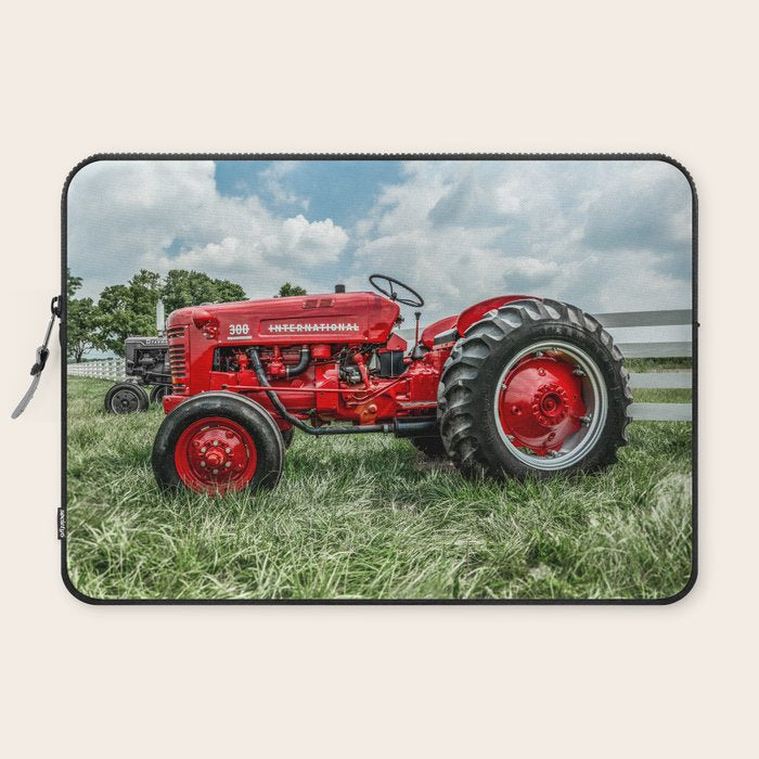 300 Vintage International Harvester Red Tractor Laptop Sleeve