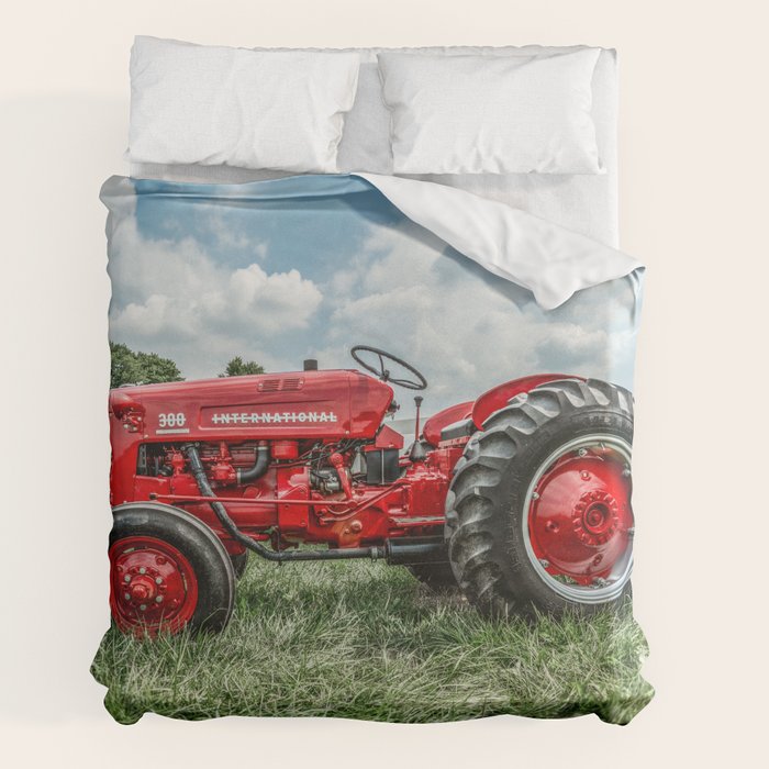 300 Vintage International Harvester Red Tractor Duvet Cover