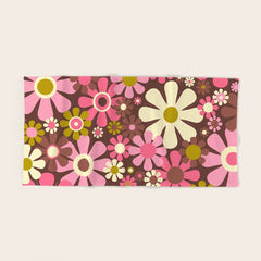 60s 70s Retro Floral Garden Cheerful Flower Pattern in Brown Pink Avocado Bath Towel