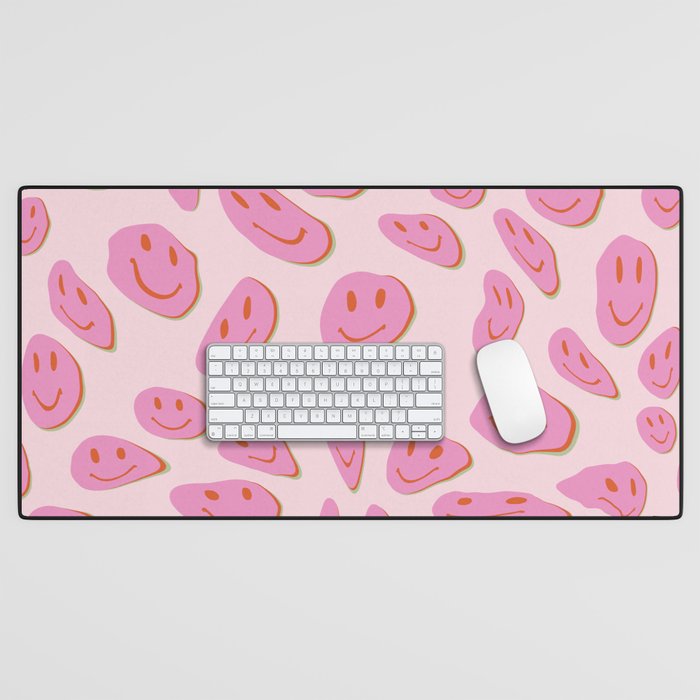 70s retro pink smiles pattern  Desk Mat