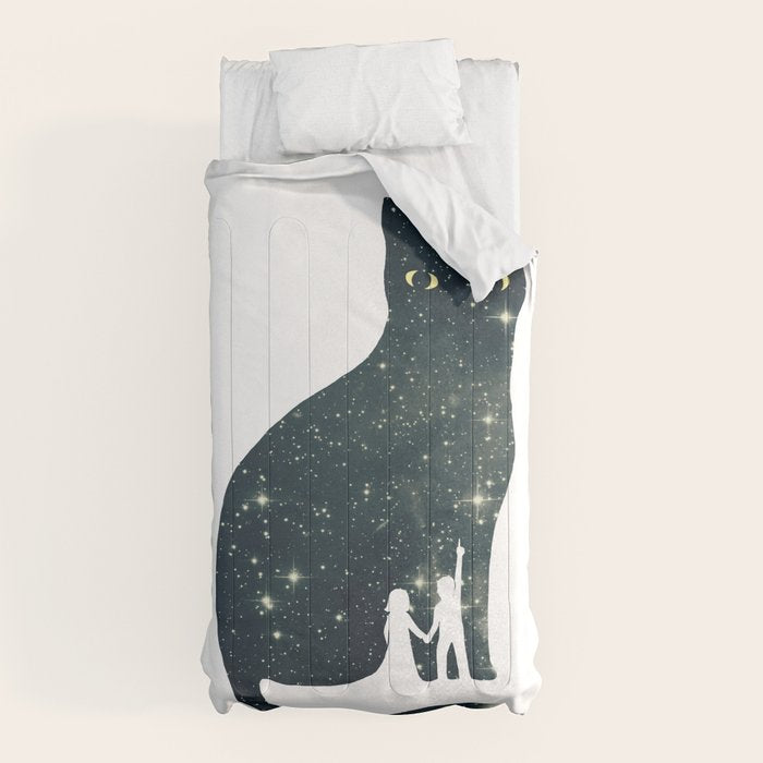4 Moons Comforter