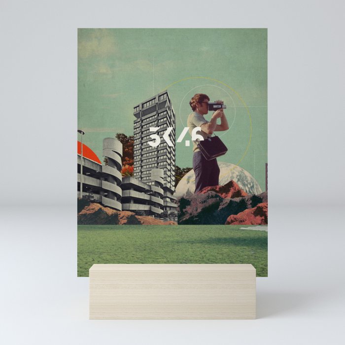 3046 Mini Art Print