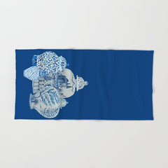 4 Four 4 Blue and White Ginger Jars  Bath Towel