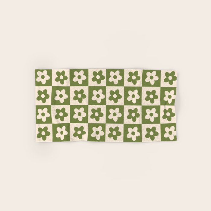 90s flowers checkers cream and green Bath Towel