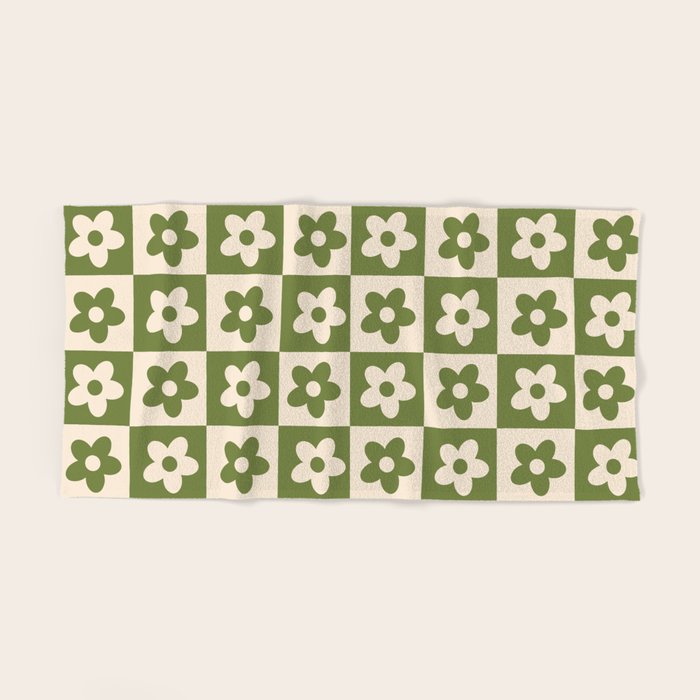 90s flowers checkers cream and green Bath Towel