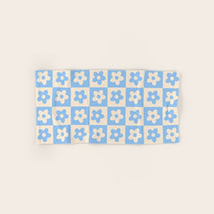 90s flowers checkers cream and blue Bath Towel