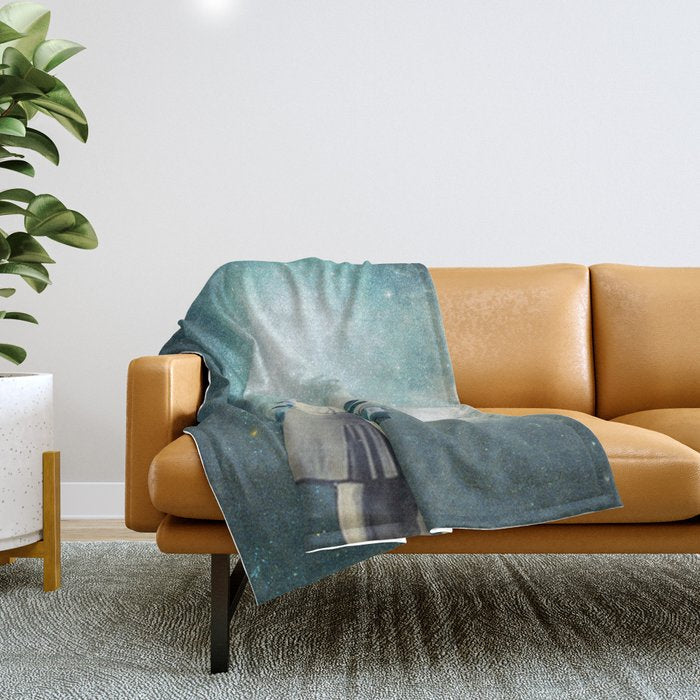 24916 Throw Blanket