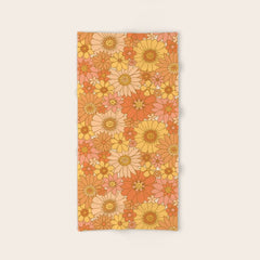 70s Retro Daisy Floral Bath Towel