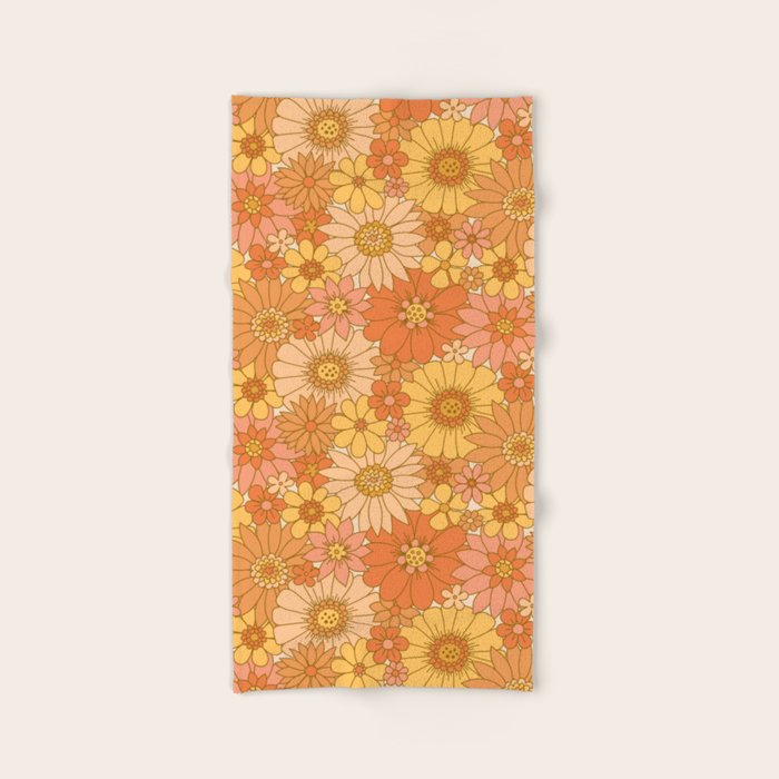 70s Retro Daisy Floral Bath Towel