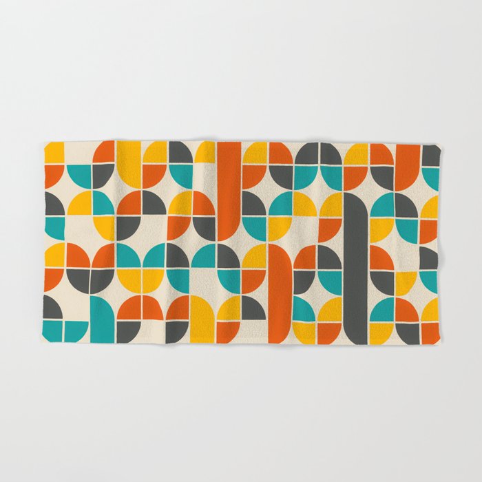 1970s Colors Mid Century Modern Geometric Pattern  Bath Towel