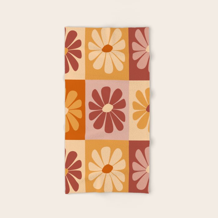 70's Daisy Bloom  Bath Towel