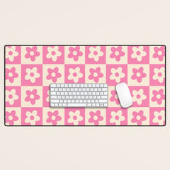 90s checkers flowers cream and pink Desk Mat