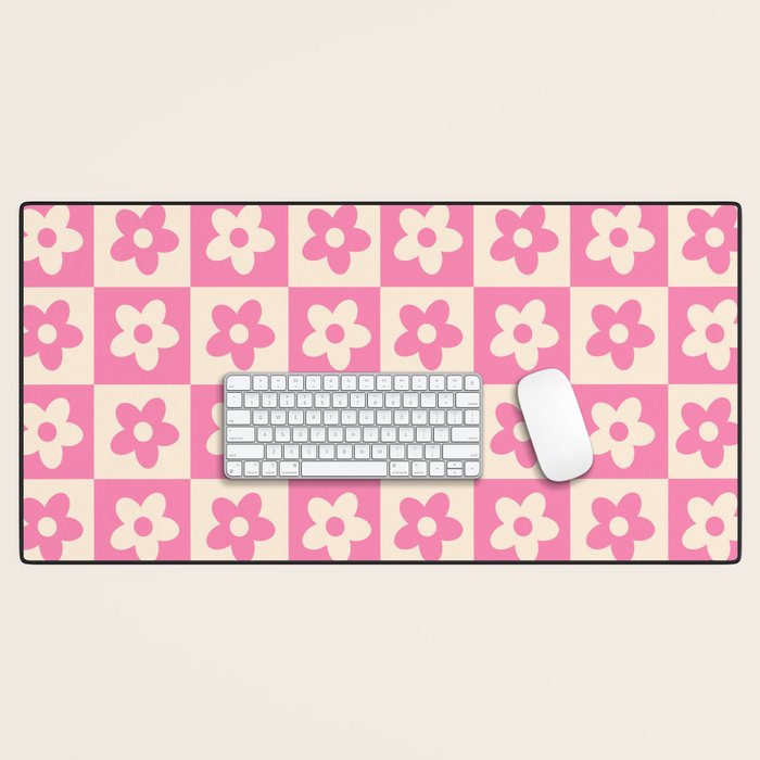 90s checkers flowers cream and pink Desk Mat