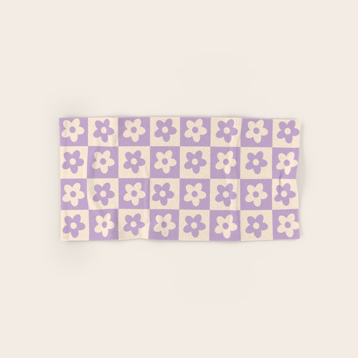 90s flowers checkers cream and lilac Bath Towel