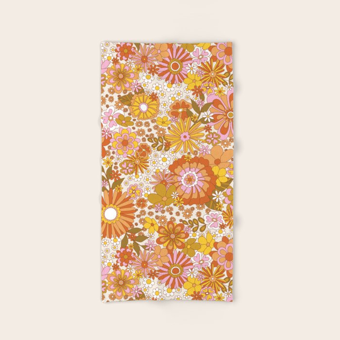 70s Floral Pattern Bath Towel