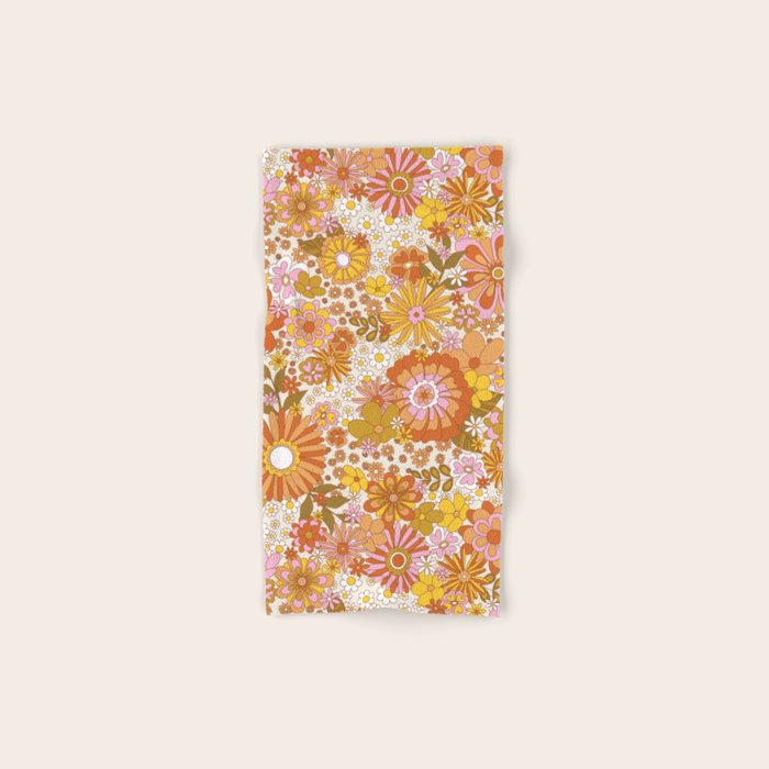 70s Floral Pattern Bath Towel