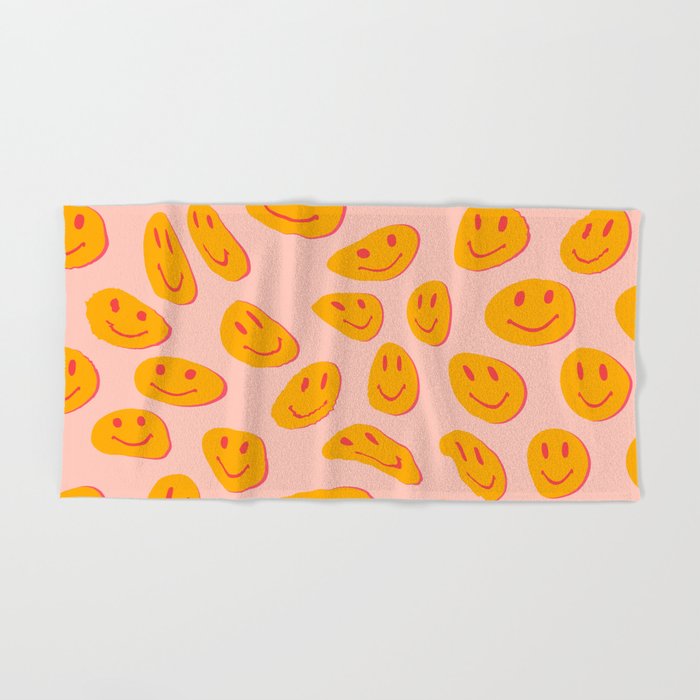 70s retro yellow smile face illustration  Bath Towel