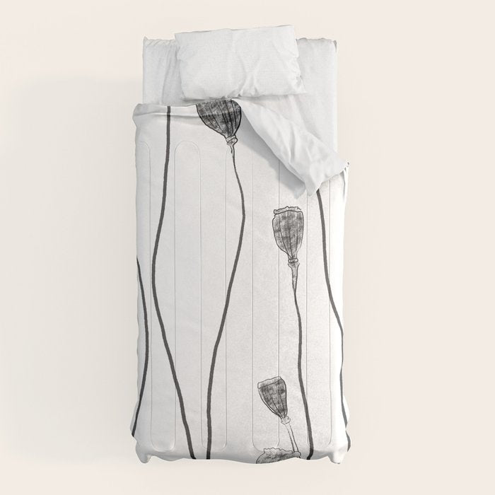 A group of poppy heads Comforter