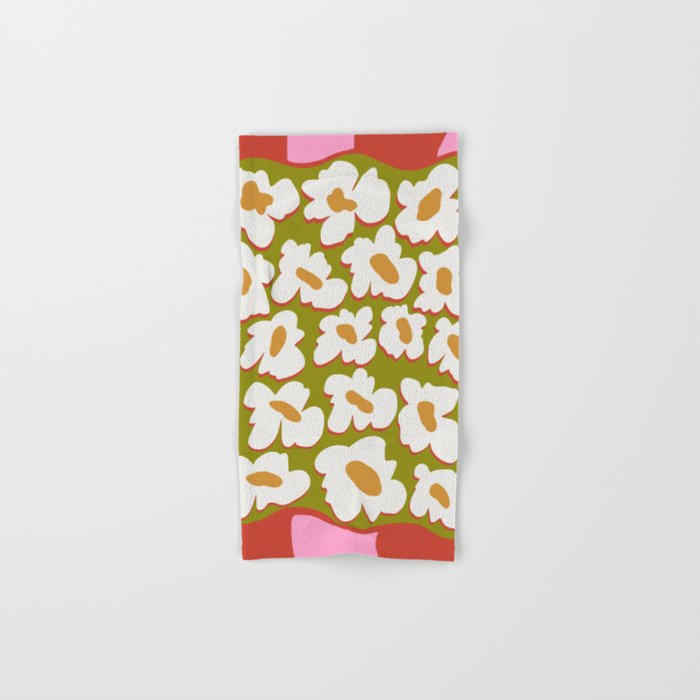 70's retro Bloom Bath Towel