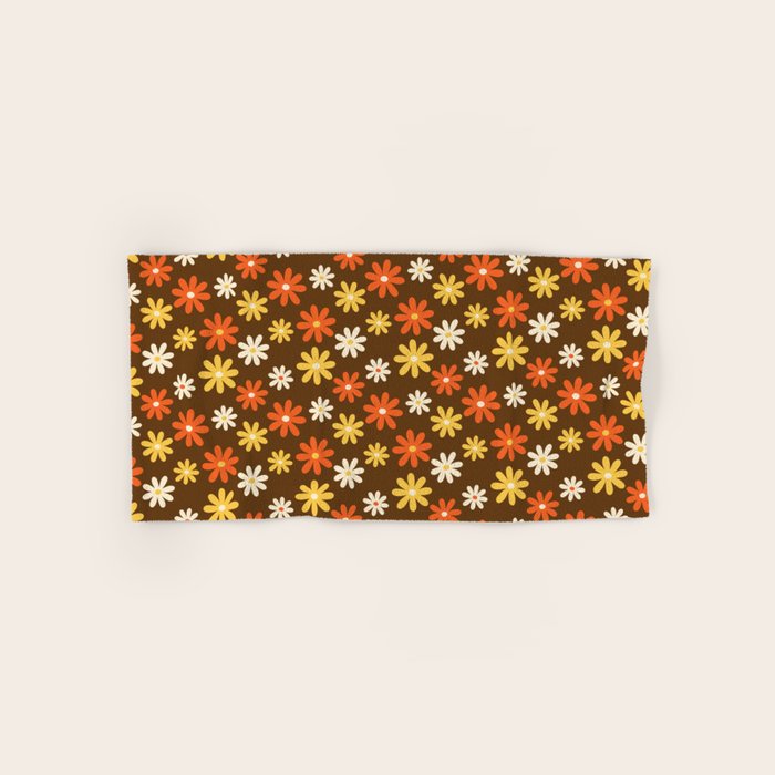 1970s flowers brown and orange Bath Towel