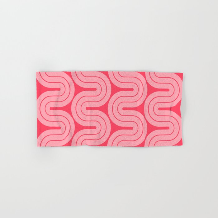 70s Throwback Wavy Stripes Pattern Bath Towel