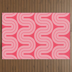70s Throwback Wavy Stripes Pattern Outdoor Rug