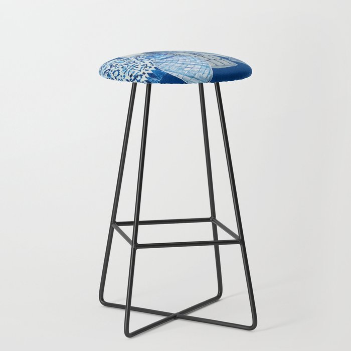 4 Four 4 Blue and White Ginger Jars  Stool