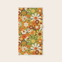 70's Retro Flowers Print Bath Towel