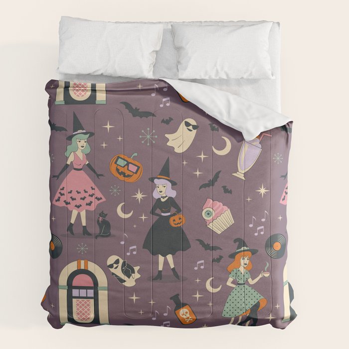 50s Witch Vibes Comforter