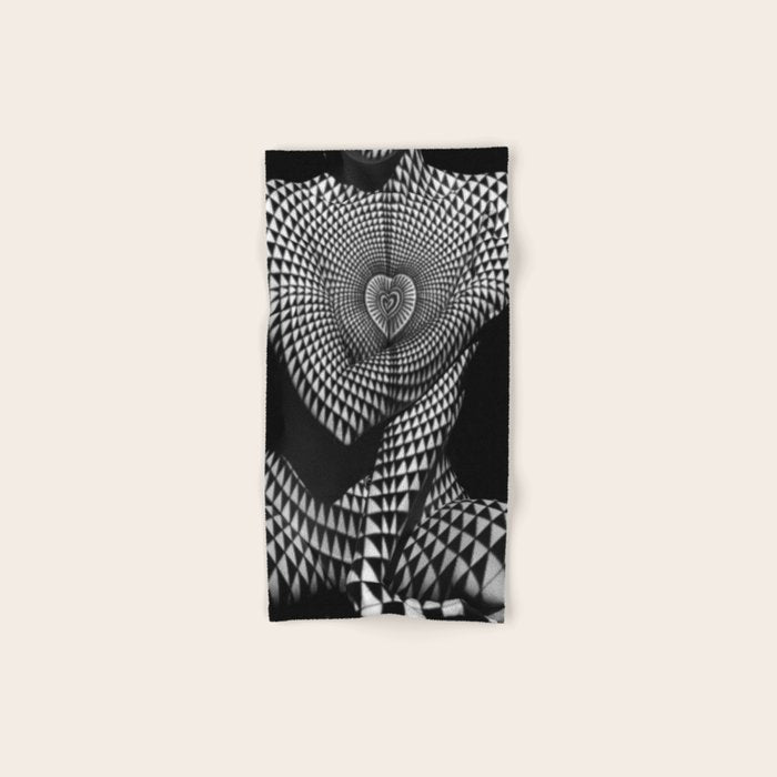 0622-JAL Heart Shape Pattern on Breasts and Nude Body Abstracted by Optical Patten Bath Towel