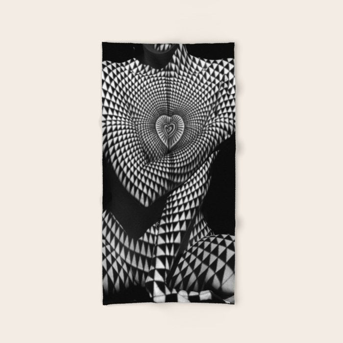 0622-JAL Heart Shape Pattern on Breasts and Nude Body Abstracted by Optical Patten Bath Towel