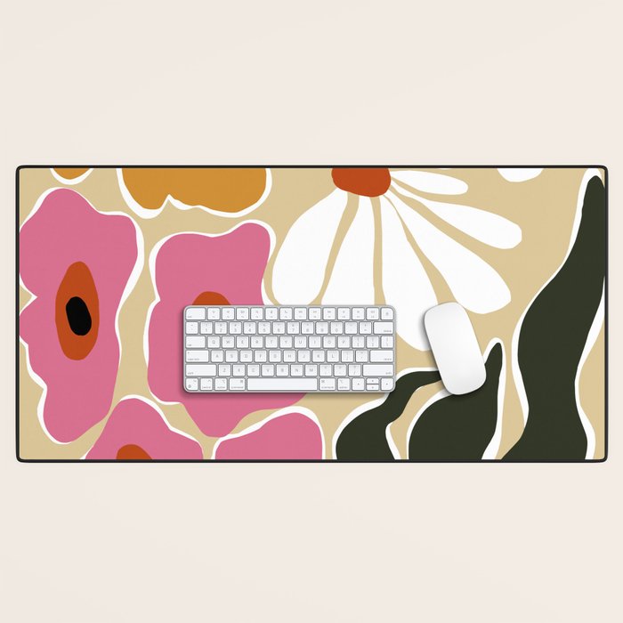 70's Retro garden   Desk Mat