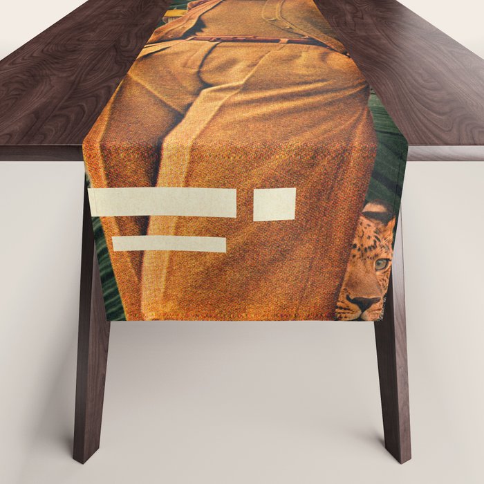 1974 - Annie Retro collection Table Runner
