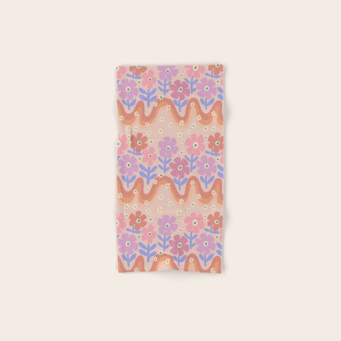 70s Retro Floral vibe Bath Towel