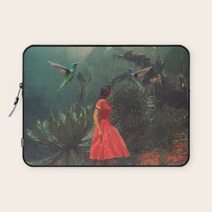 20 Seconds before the Rain Laptop Sleeve