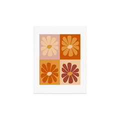 70's Daisy Bloom  Art Print