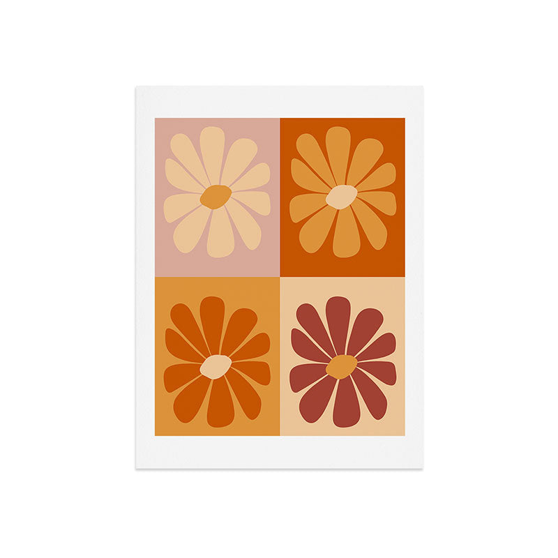 70's Daisy Bloom  Art Print